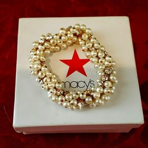 Charter Club Pearl Cluster Bracelet. NWOT